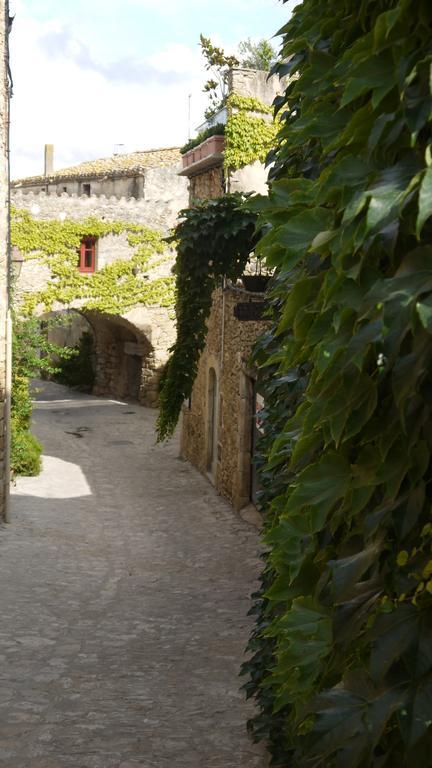 Hotel Restaurant El Pati Peratallada Exteriör bild