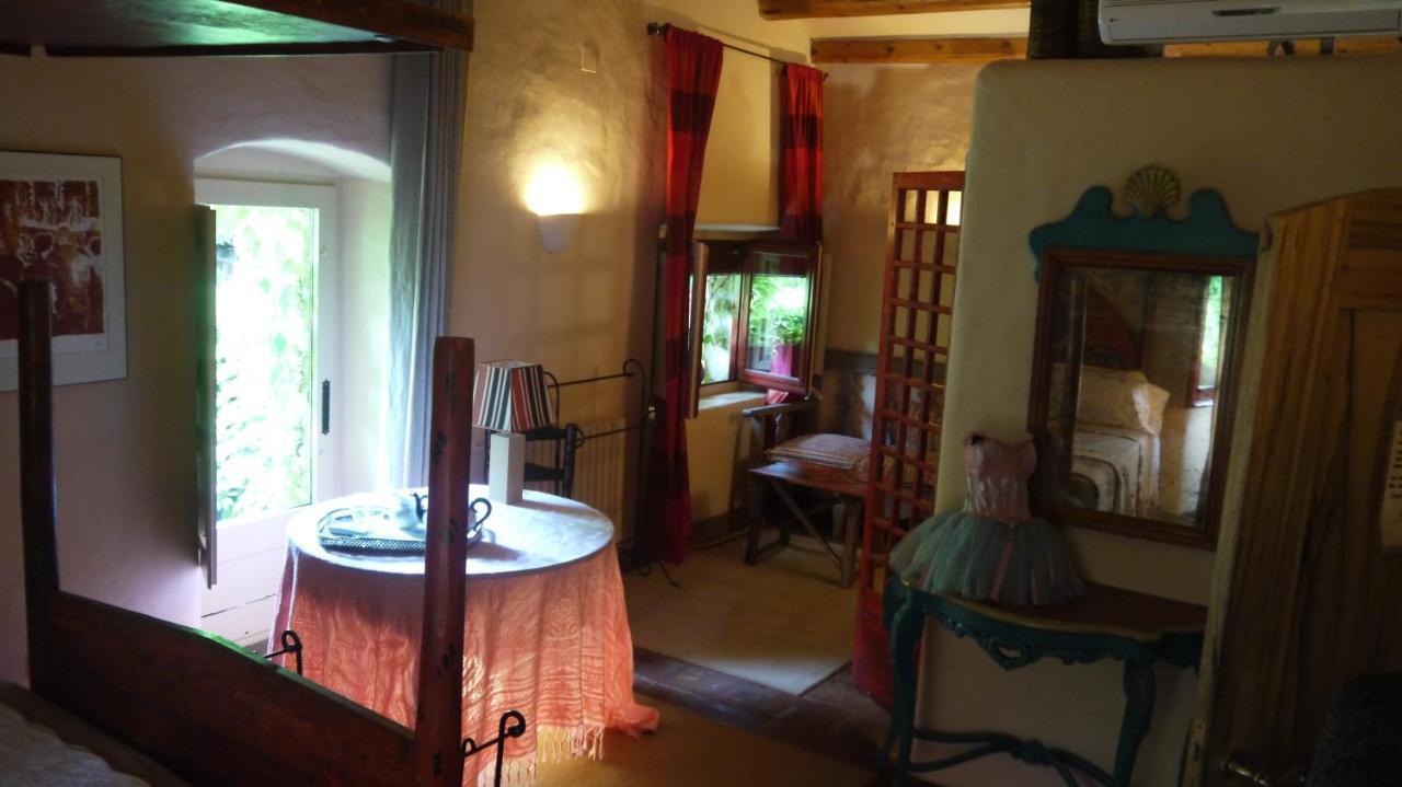 Hotel Restaurant El Pati Peratallada Rum bild